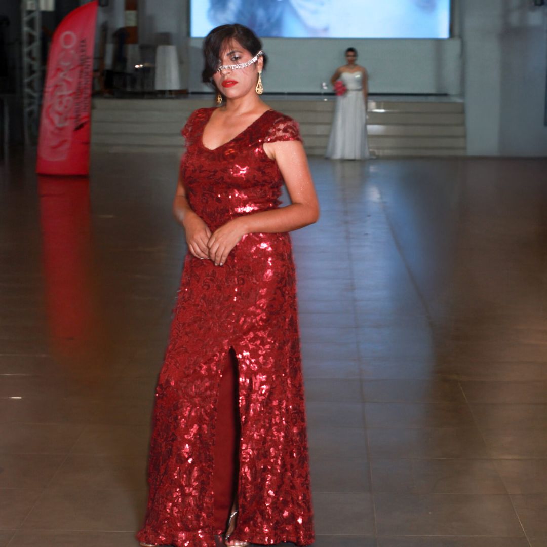 Desfile - Fevereiro - Edição Festas & Noivas